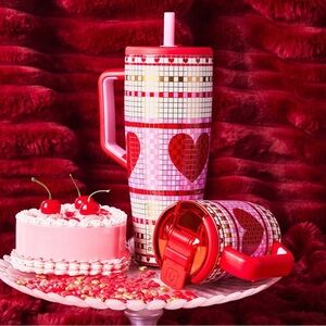 Valentine's Day BrüMate x Anthropologie exclusive Era 40oz NWT